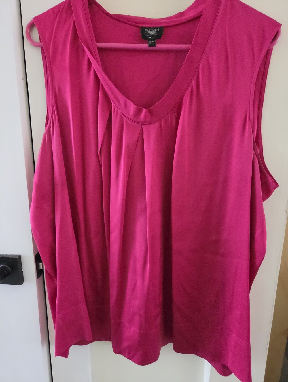 Talbots Fuchsia Pink Pleated V-Neck Sleeveless Camisole